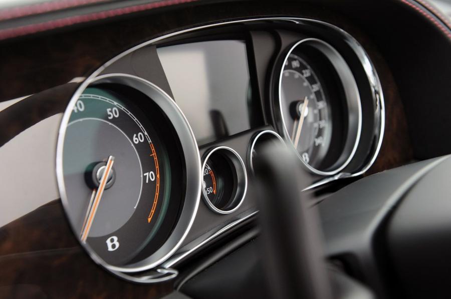 Bentley Continental GTC 2012 года  (фото 95 из 141)